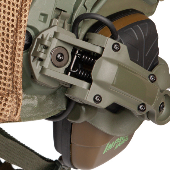 Шлем FAST в кавере с наушниками Impact Sport и креплением чебурашка