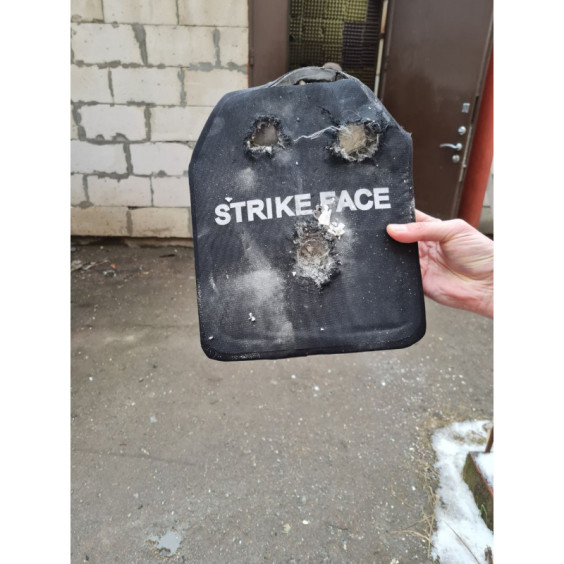 Бронежилет 6 класса Warmor Gen.4 с плитами: облегченные керамические пластины + плитоноска Warmor Gen.4 с подсумками АК